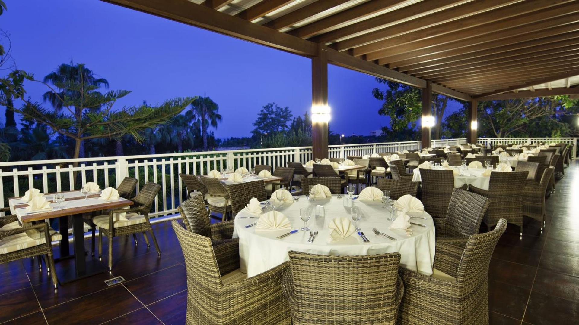 Club Grand Side Hotel Exterior photo